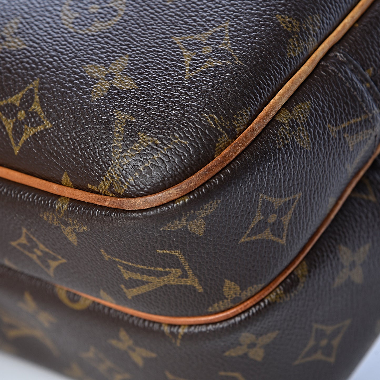Monogram Reporter PM