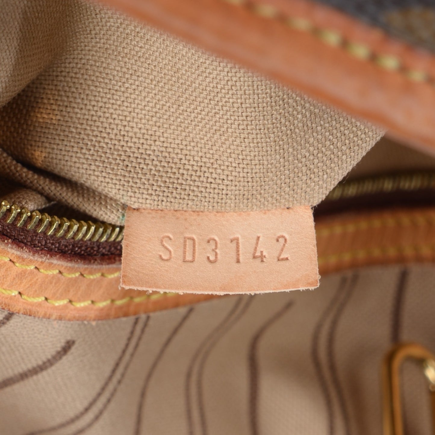 Monogram Delightful GM