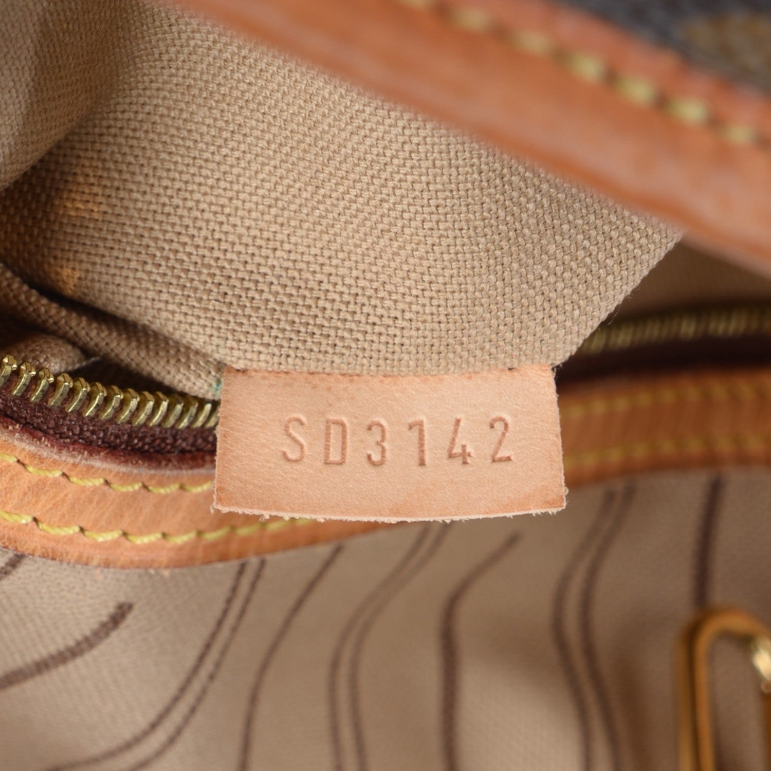 Louis Vuitton Monogram Delightful GM 8 of 10