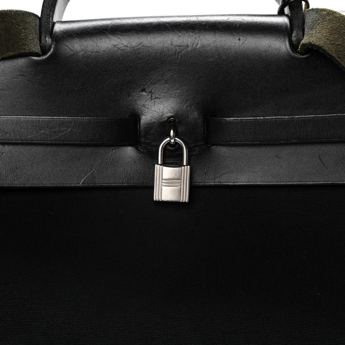 Toile Vache Calfskin Herbag 30 PM Black