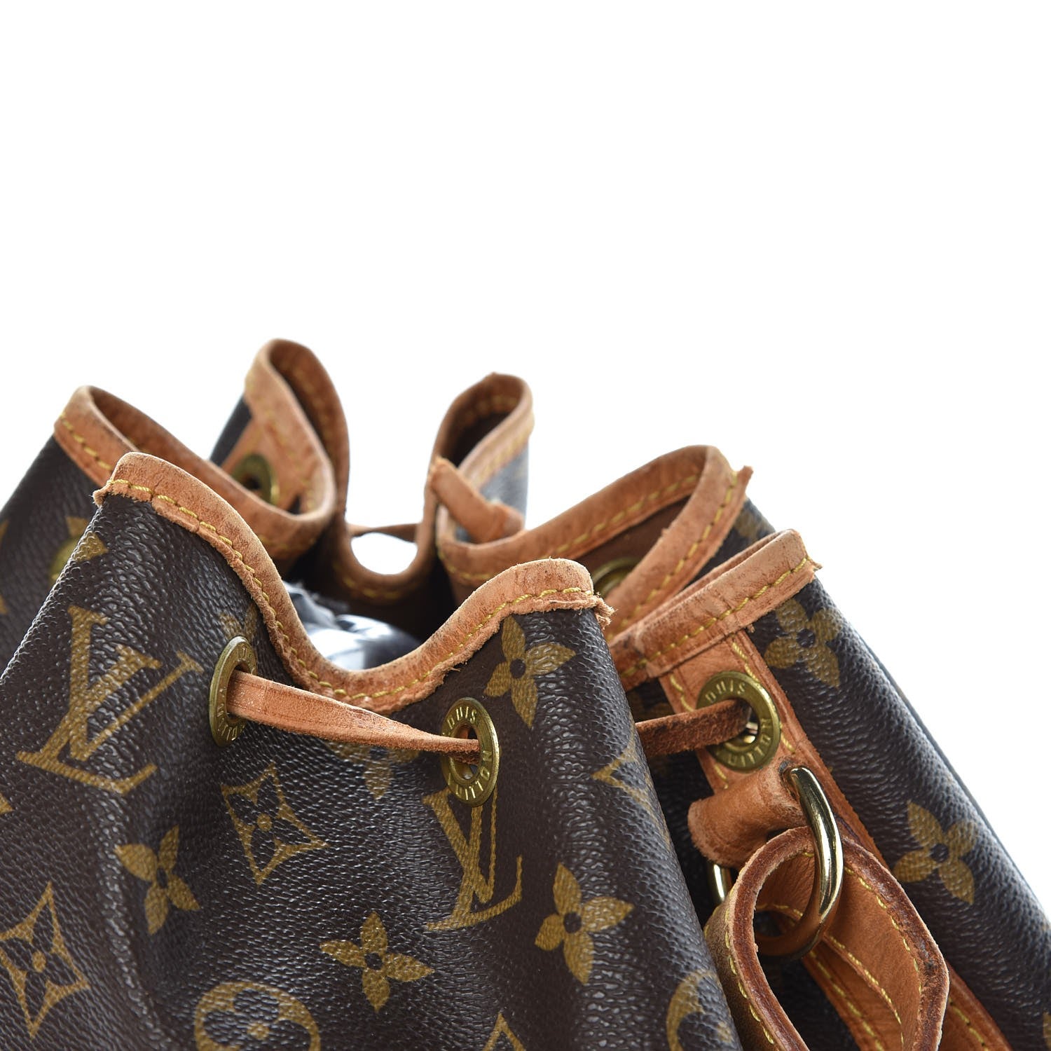 Louis Vuitton Monogram Petit Noe 16 of 31