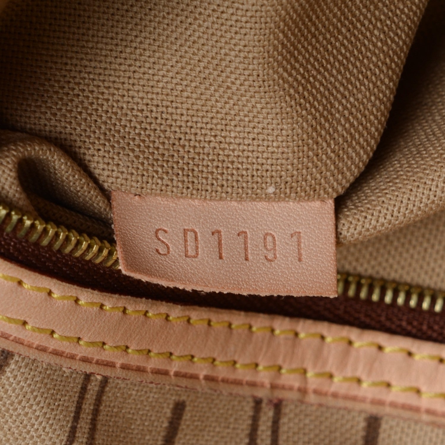 Louis Vuitton Monogram Delightful PM 8 of 9