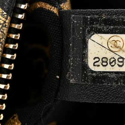 Chanel Metallic Lambskin CC Kheops Pyramid Bag Gold Black 7 of 10