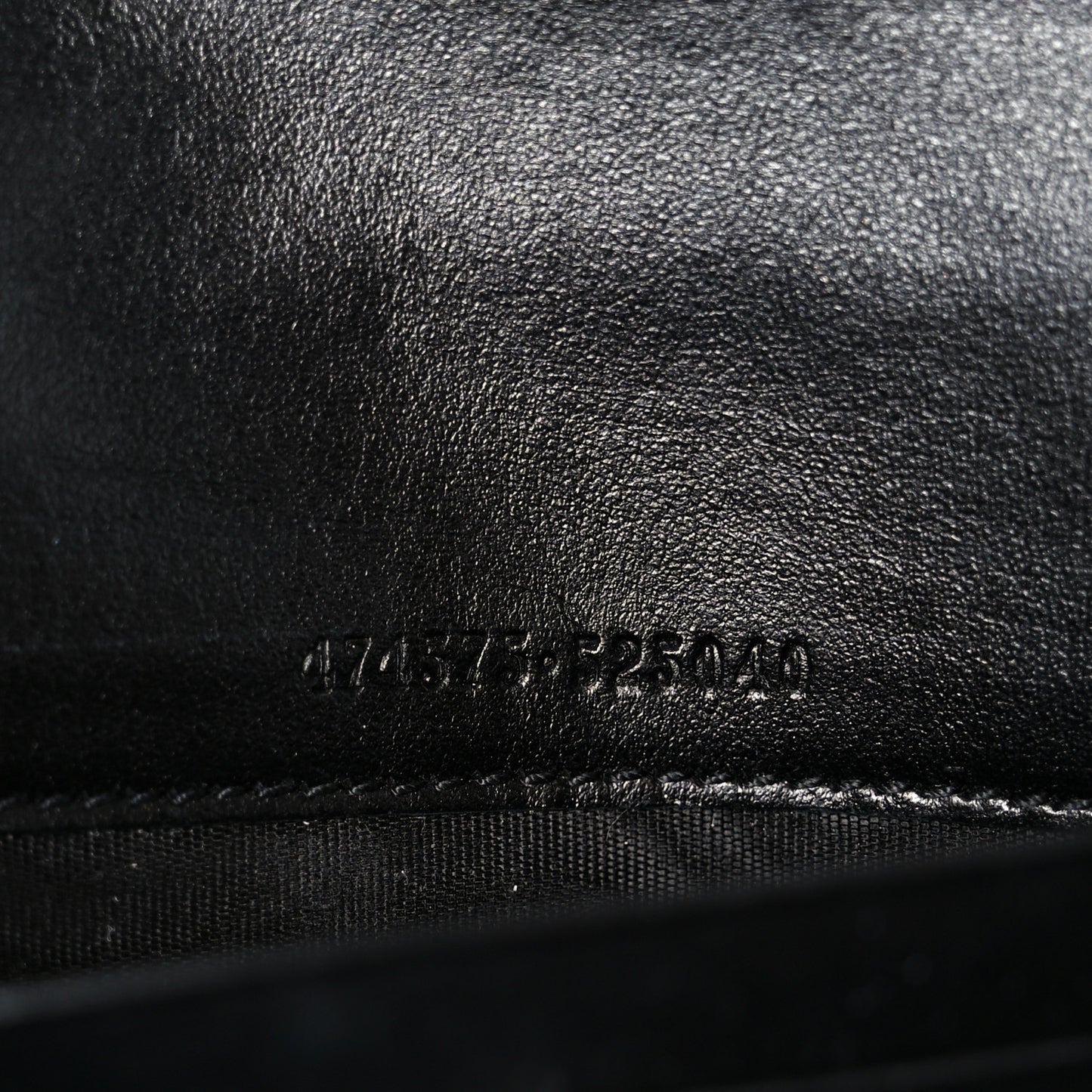 Calfskin Matelasse GG Marmont Chain Wallet Black