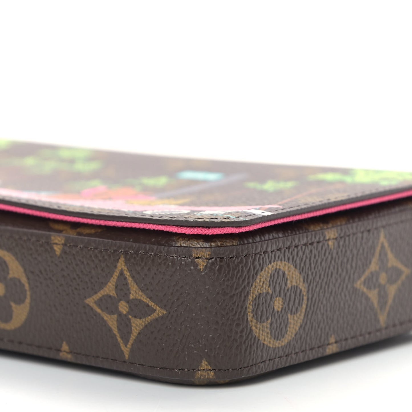 Monogram 2021 Christmas Animation Hollywood Pochette Felicie Chain Wallet Fuchsia