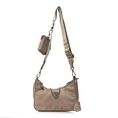 Prada Nylon Re-Edition 2005 Shoulder Bag Cammeo 1 of 17
