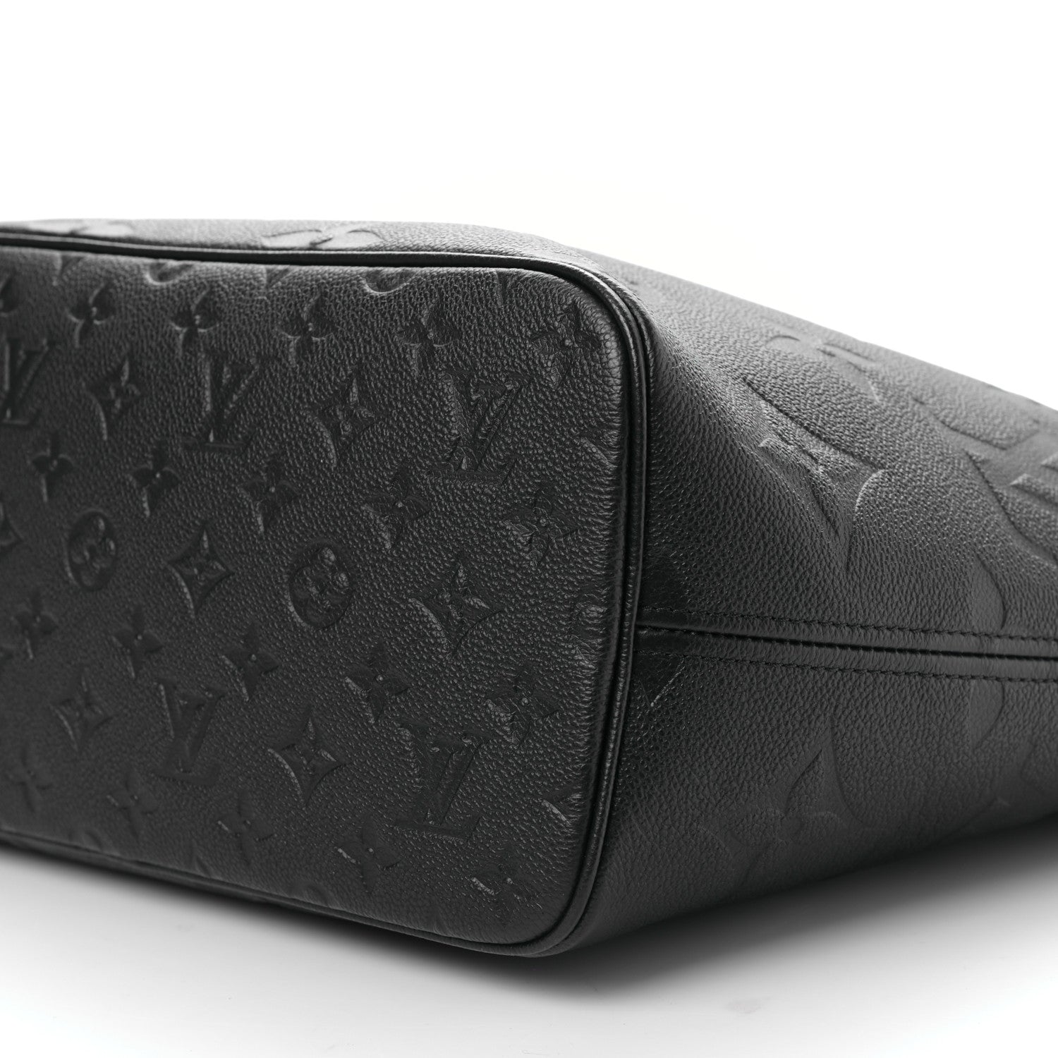 Louis Vuitton Empreinte Monogram Giant Neverfull MM Black 9 of 9