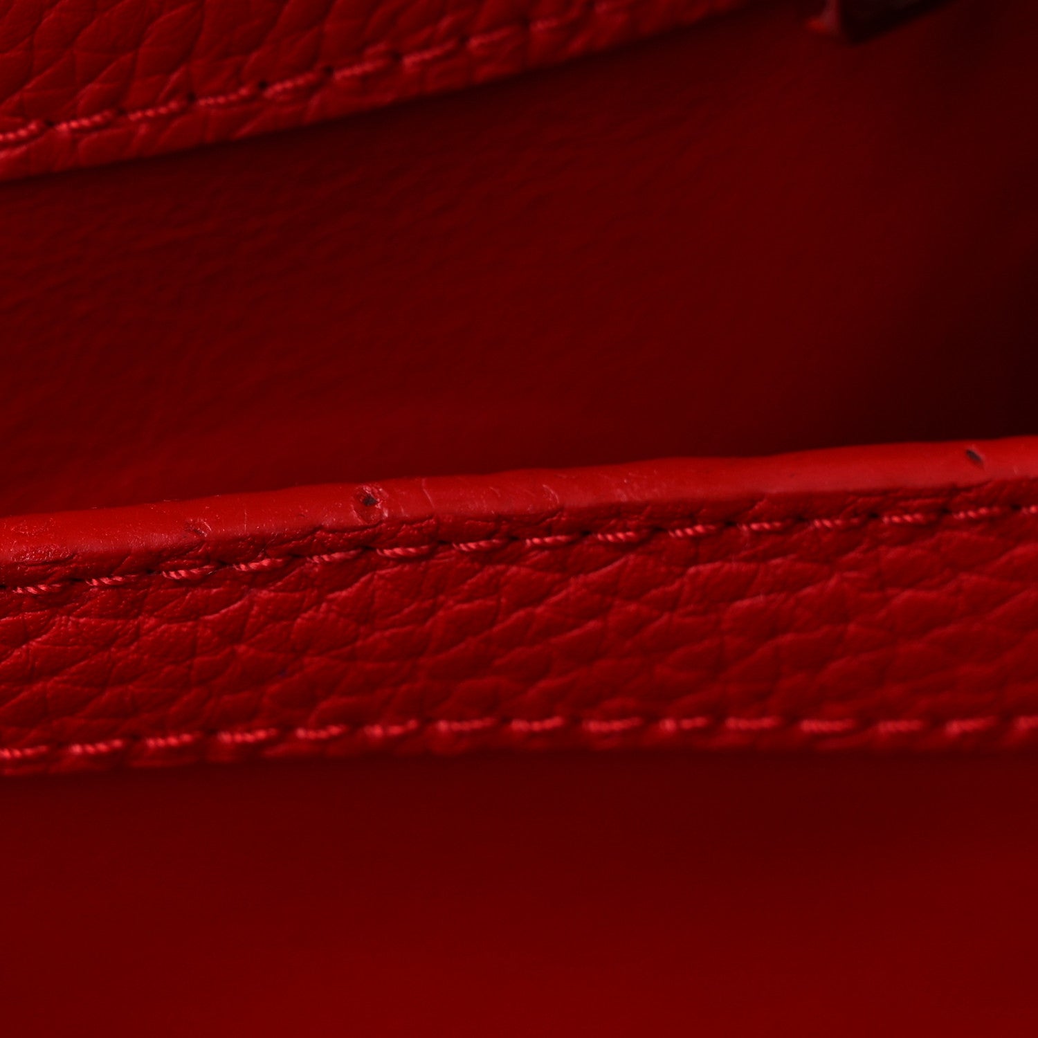 Louis Vuitton Taurillon Capucines PM Rubis 9 of 9