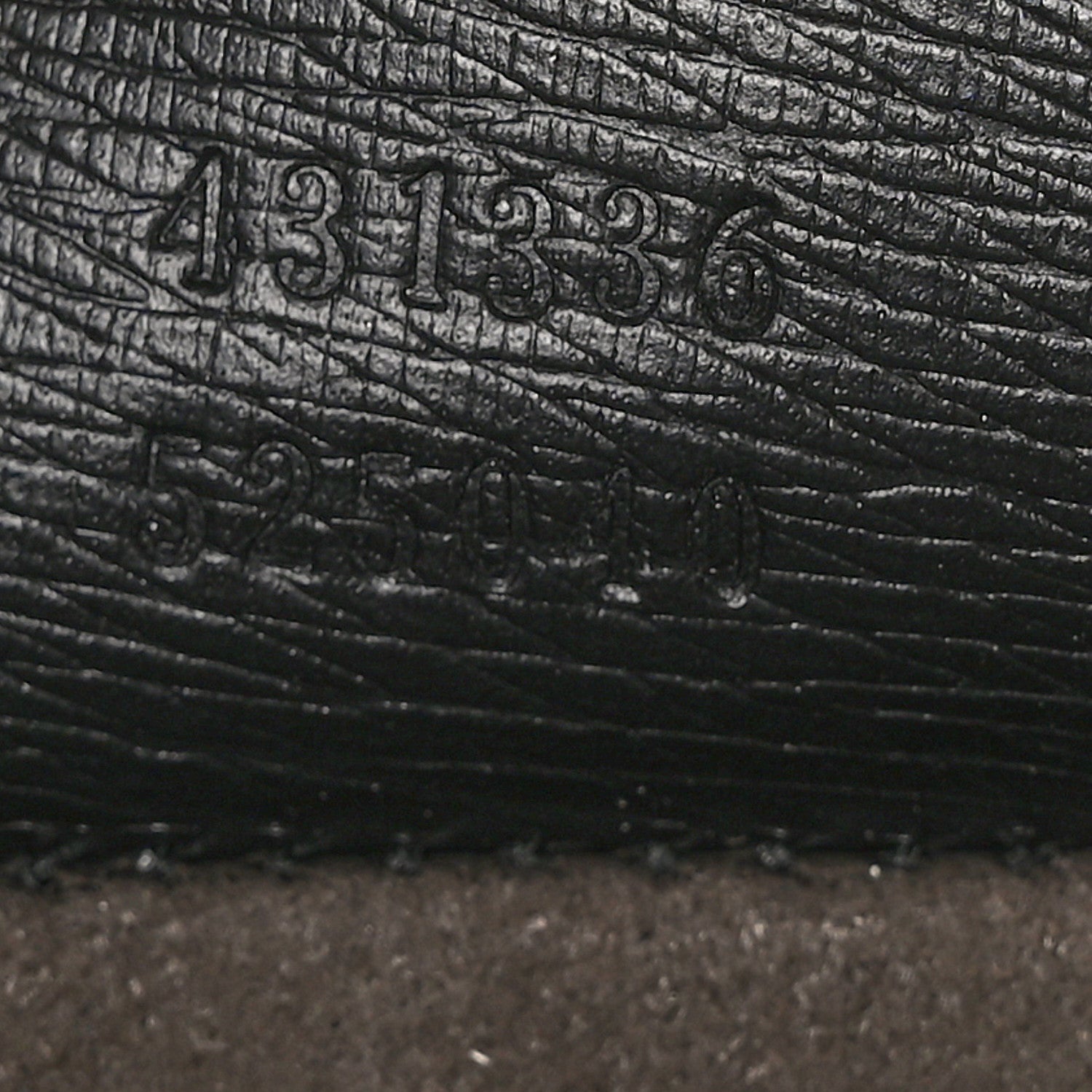 Gucci Calfskin Kingsnake Print Vertical Tote Black 8 of 11