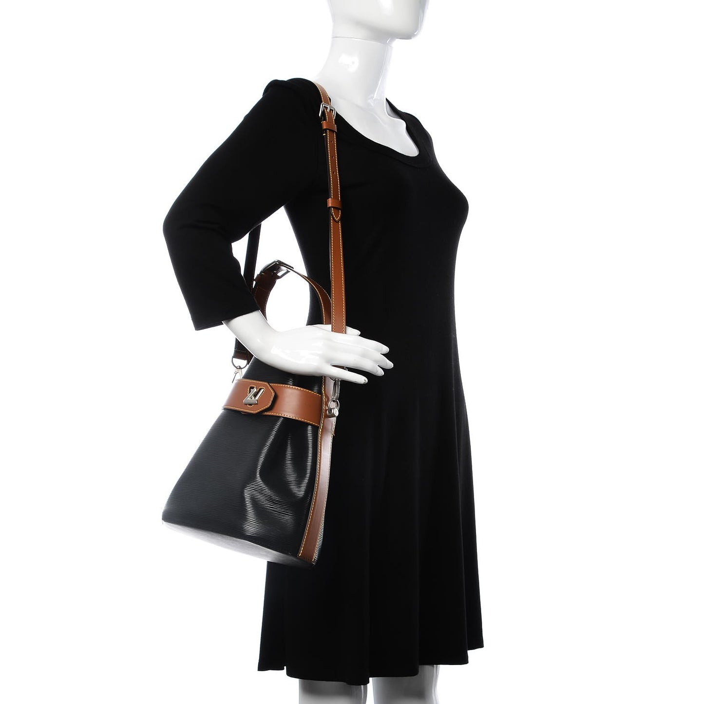 Epi Twist Bucket Black