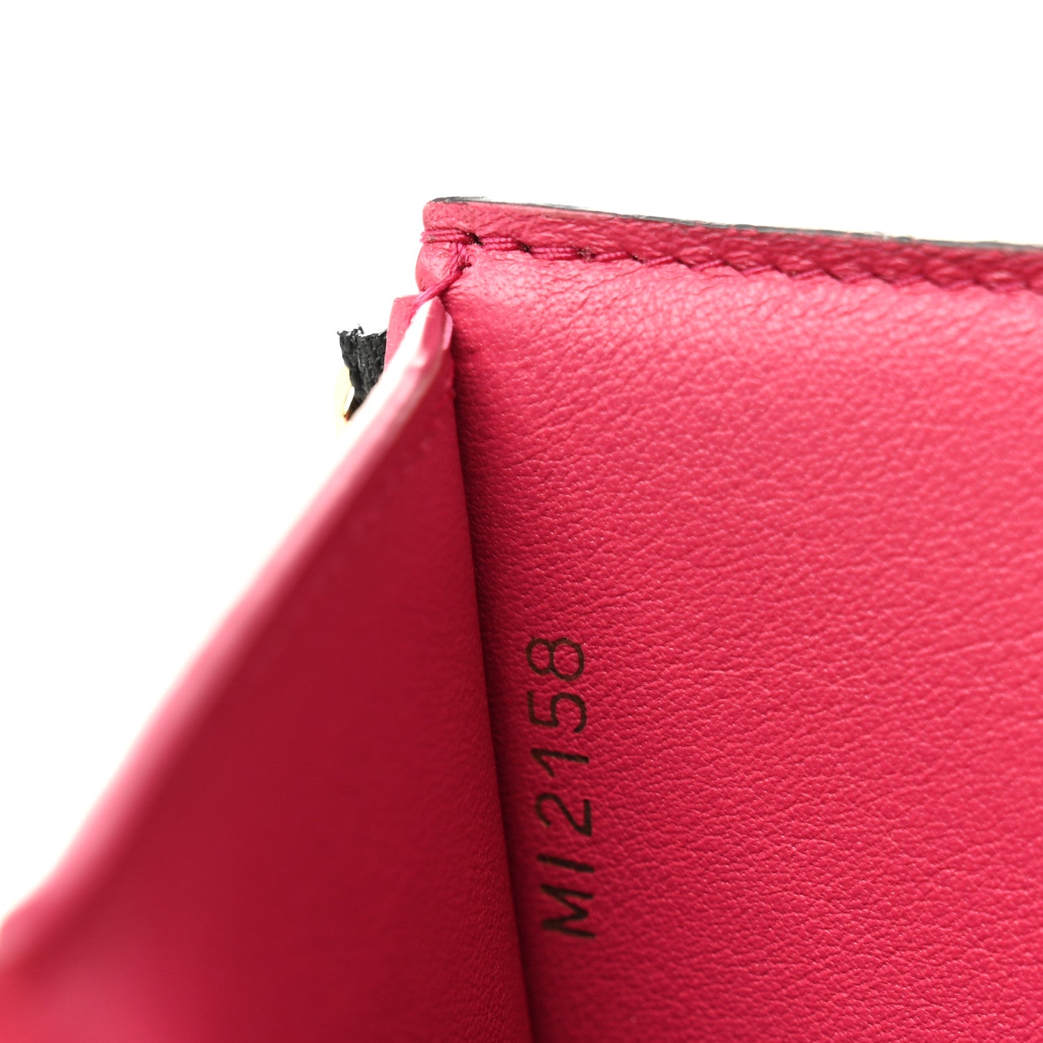 Louis Vuitton Taurillon Capucines Compact Wallet Black 7 of 8