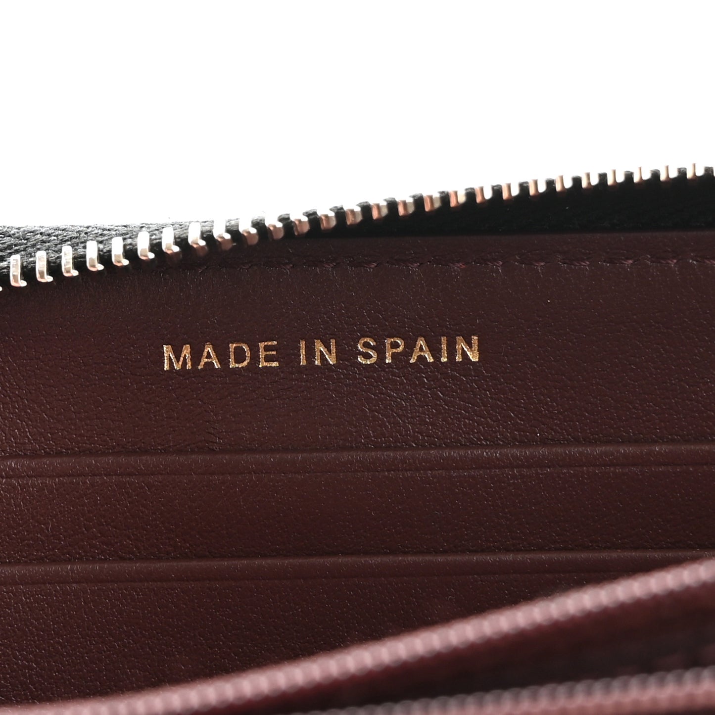 Caviar Quilted Medium Zip Around Wallet Black