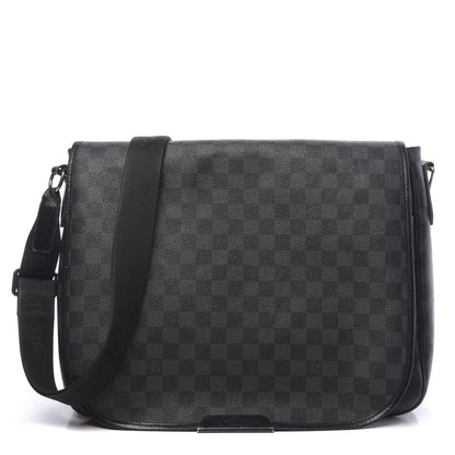 Louis Vuitton Damier Graphite Daniel GM 1 of 20
