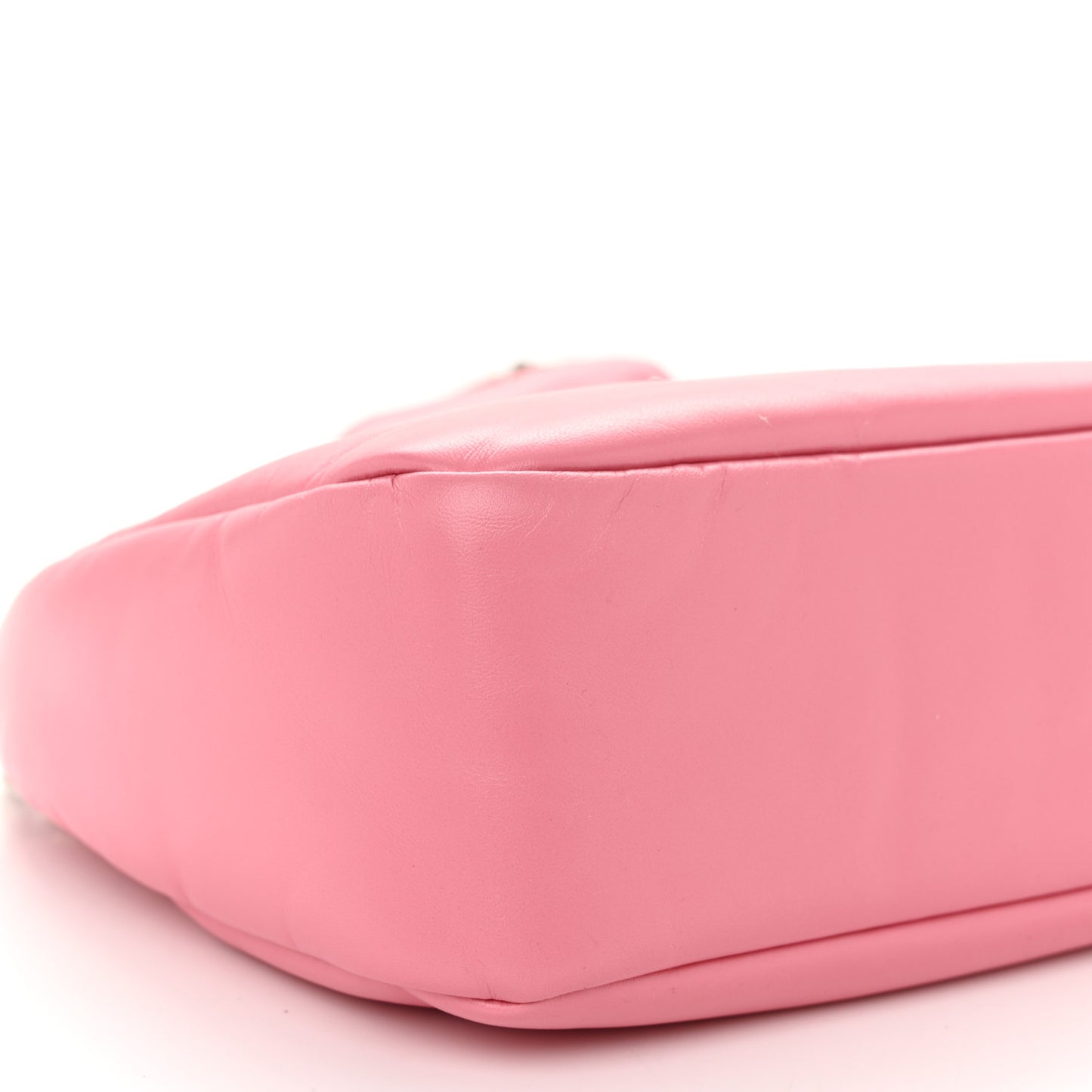 Nappa Soft Padded Re-Edition 2005 Shoulder Bag Geranio