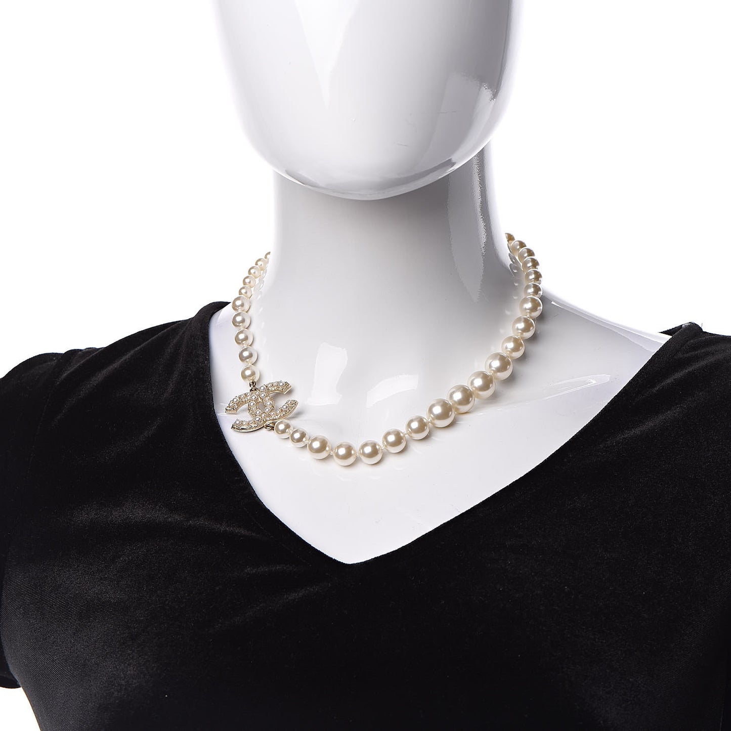 Graduated Pearl Crystal CC Short Necklace Gold