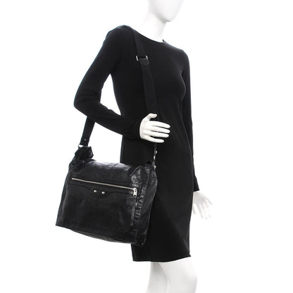 Balenciaga Agneau Arena Foldover Messenger Black 2 of 8