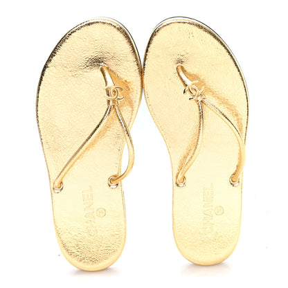 Chanel Crackled Laminated Calfskin Thong Flat Sandals 39.5 Gold 2 of 9
