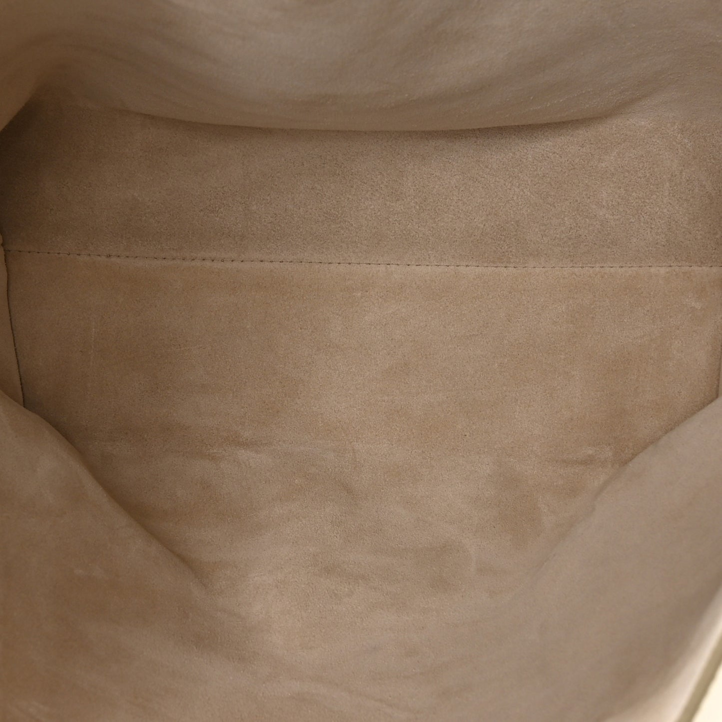 Grained Calfskin Low Key Cabas MM Clay