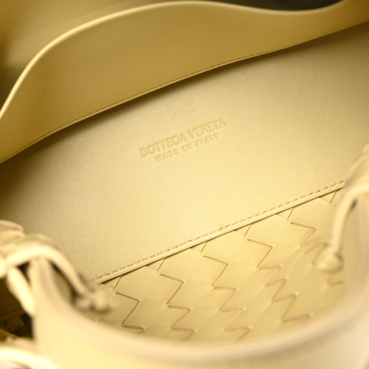 Bottega Veneta Nappa Intrecciato Small Andiamo Shoulder Bag Chamomile 4 of 8