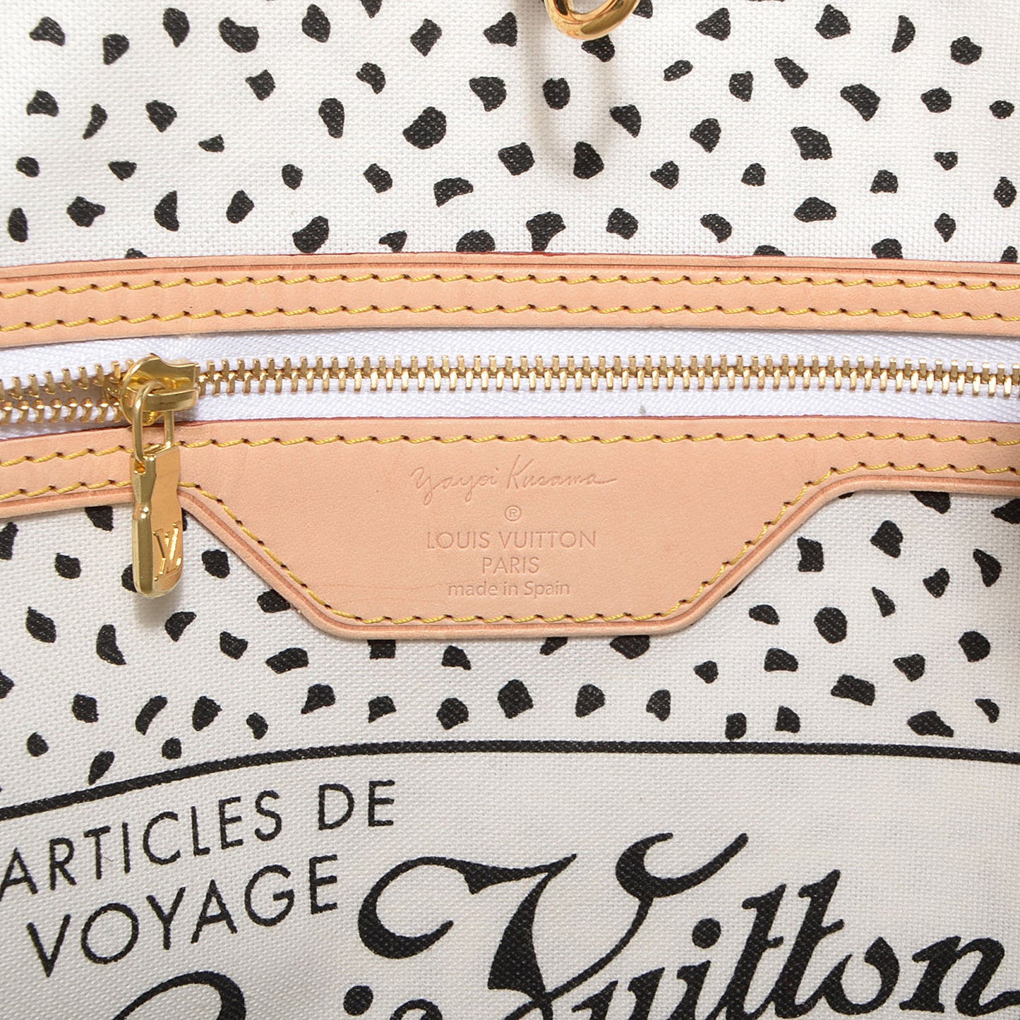 Monogram Kusama Waves Neverfull MM White