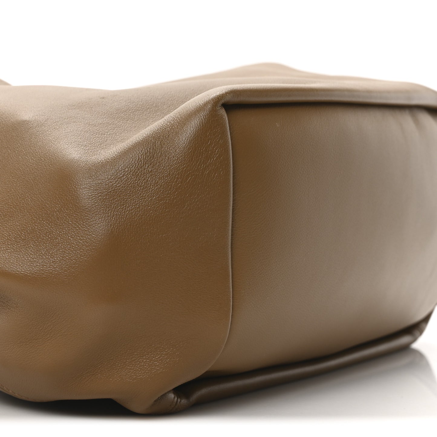 Mellow Nappa Medium Squeeze Bag Oak