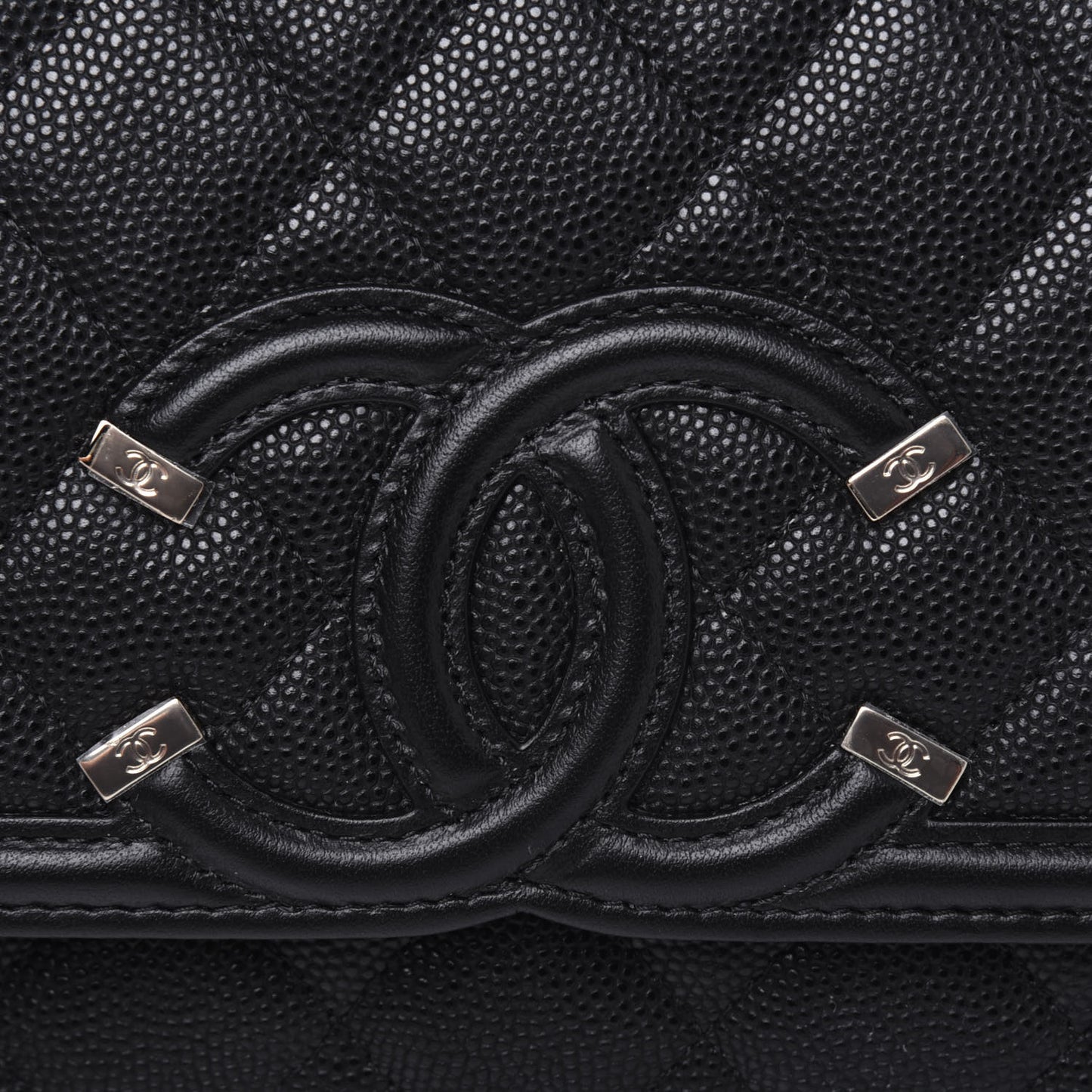 Caviar Quilted CC Filigree Wallet On Chain WOC Black