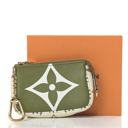 Louis Vuitton Monogram Giant Micro Pochette Accessories Kaki White 8 of 8