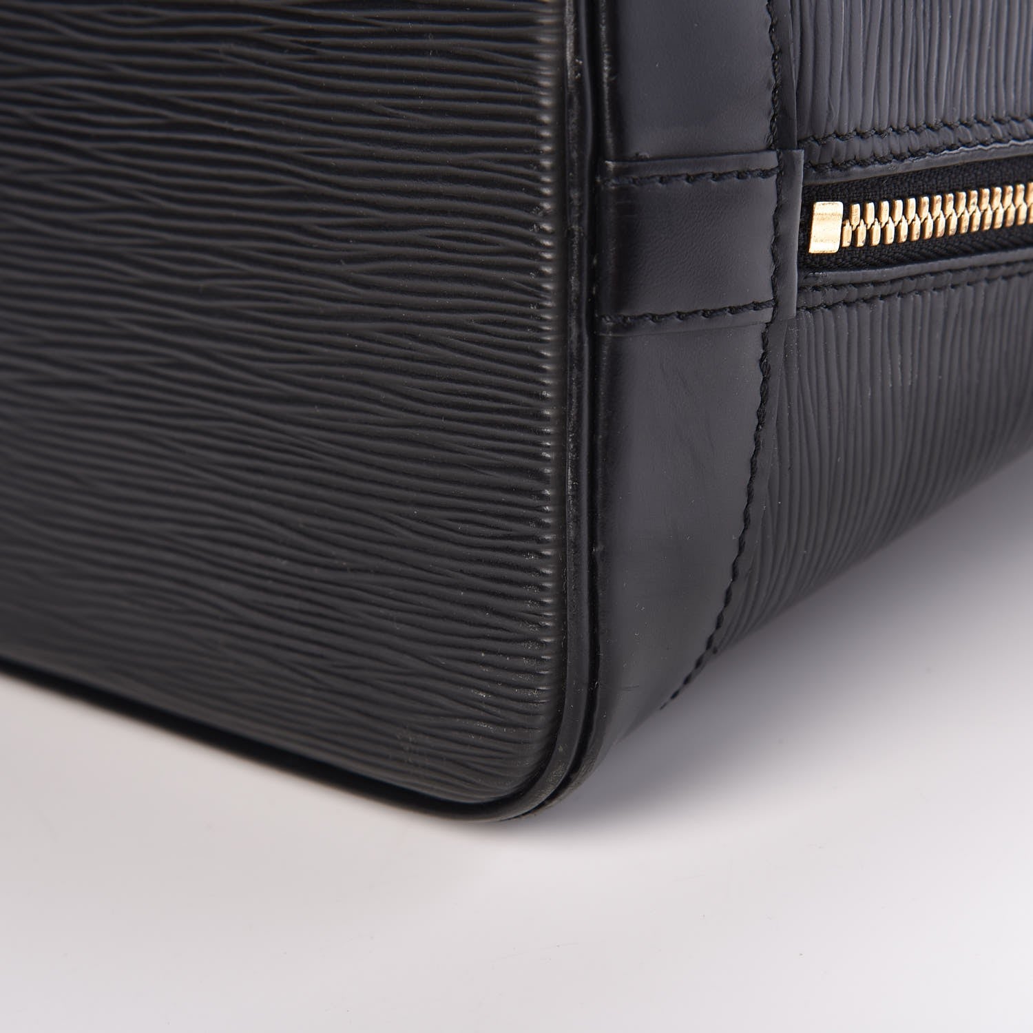 Louis Vuitton Epi Alma PM Black 17 of 17