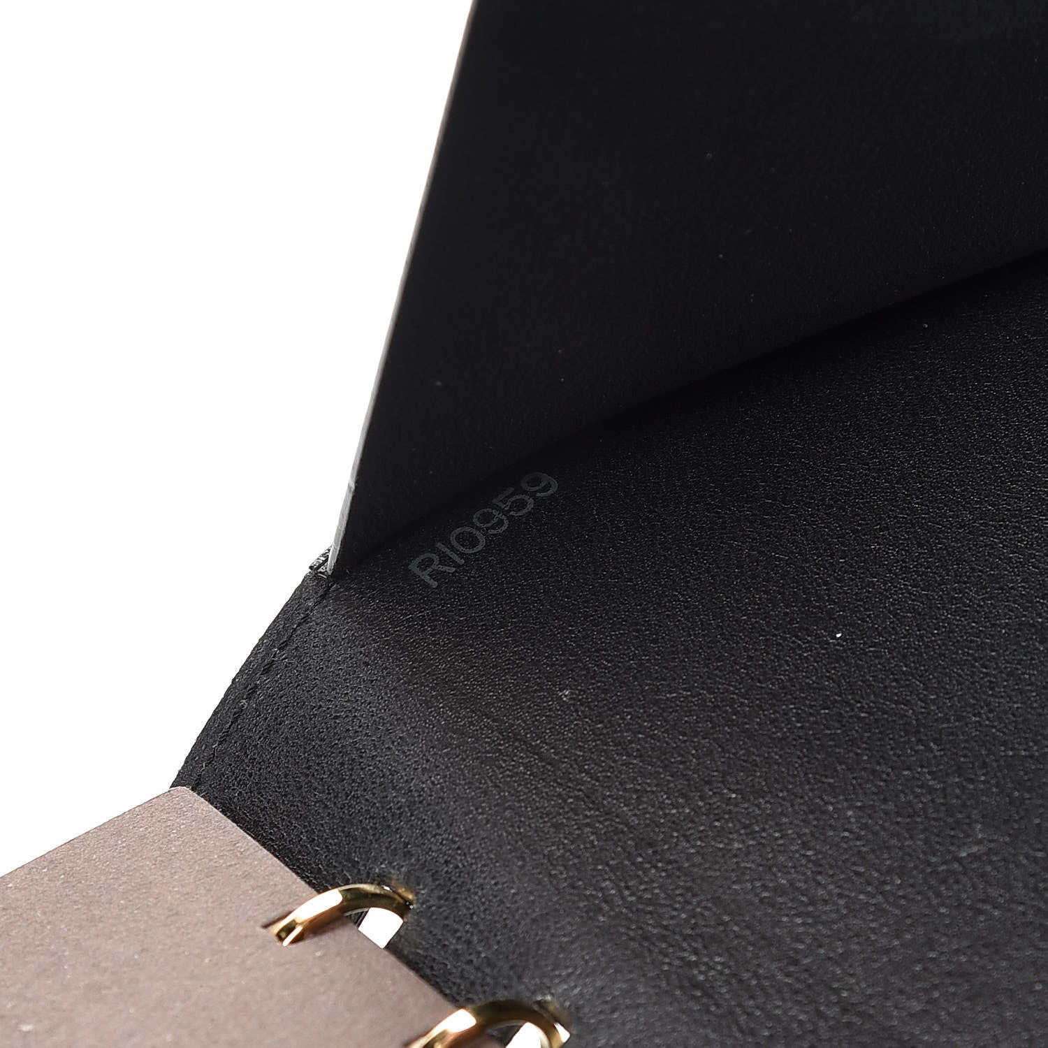 Louis Vuitton Taiga Dedalus Agenda Cover Black 7 of 10