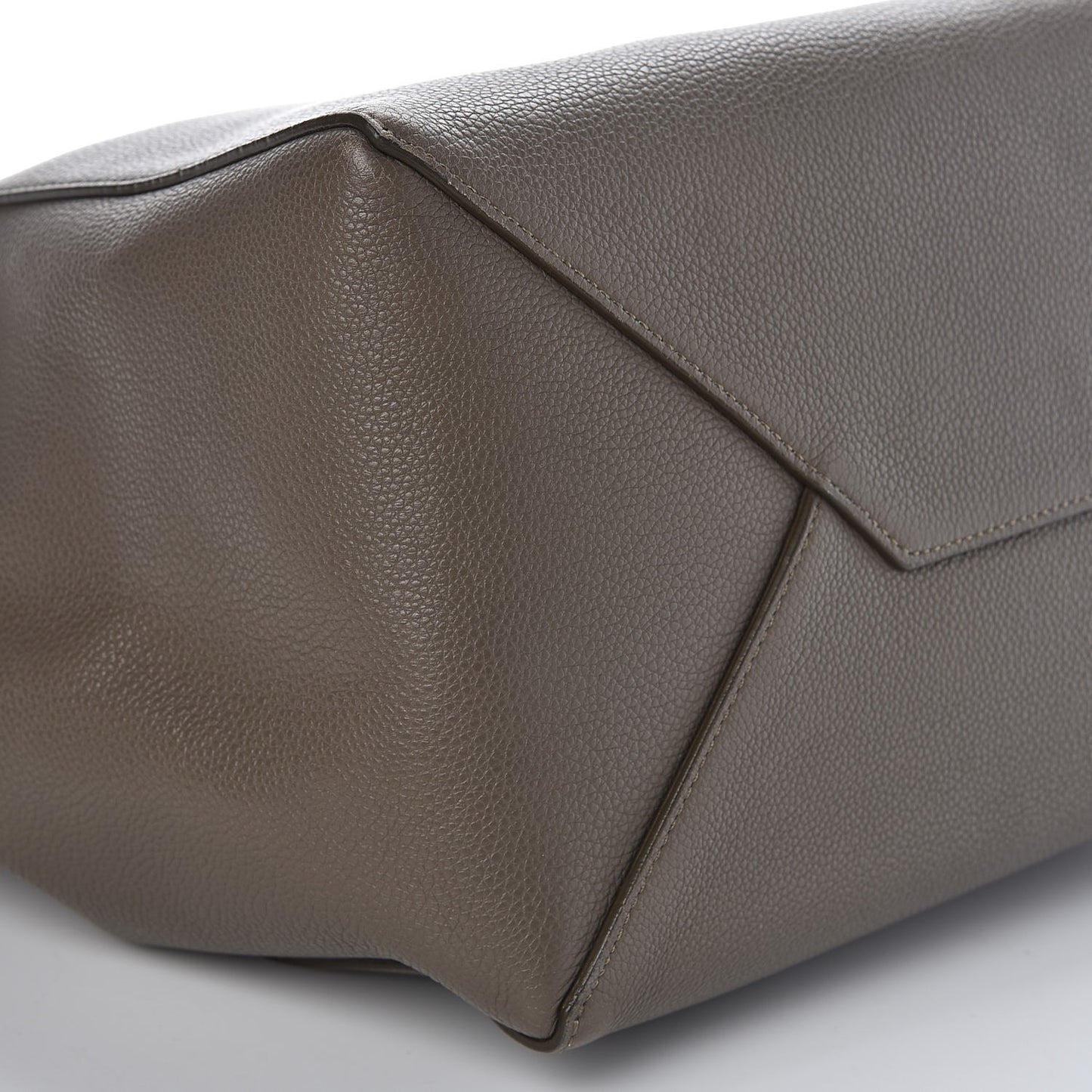 Soft Grained Calfskin Small Belt Cabas Phantom Taupe