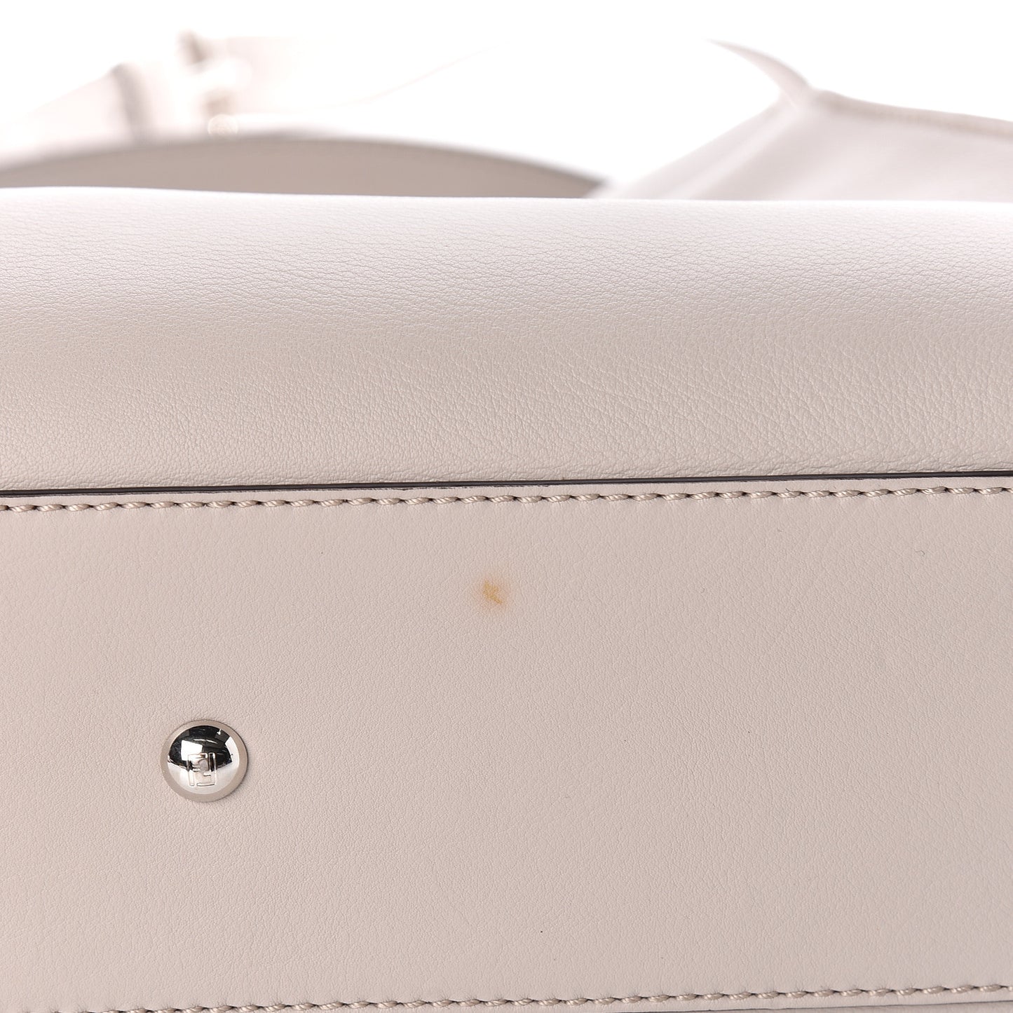 Vitello Seta Shiny Nappa Medium Peekaboo Iconic Satchel Grigio Polvere Bordeaux