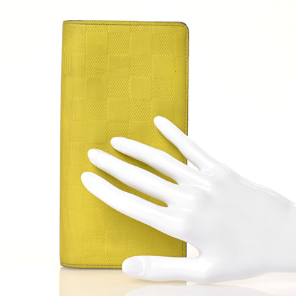 Louis Vuitton Damier Infini Brazza Wallet Vert Acide 2 of 15