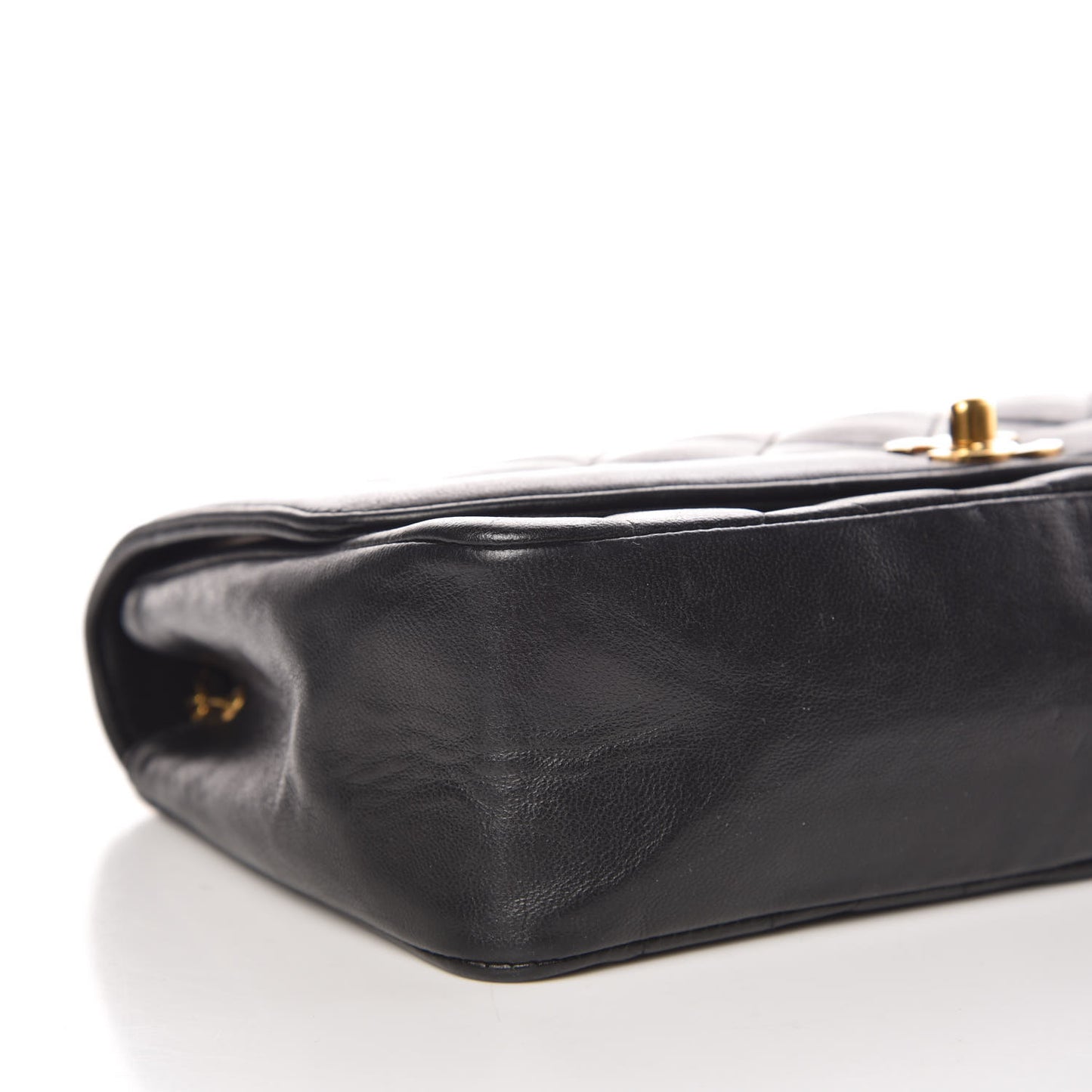 Lambskin Quilted Medium Single Flap Black