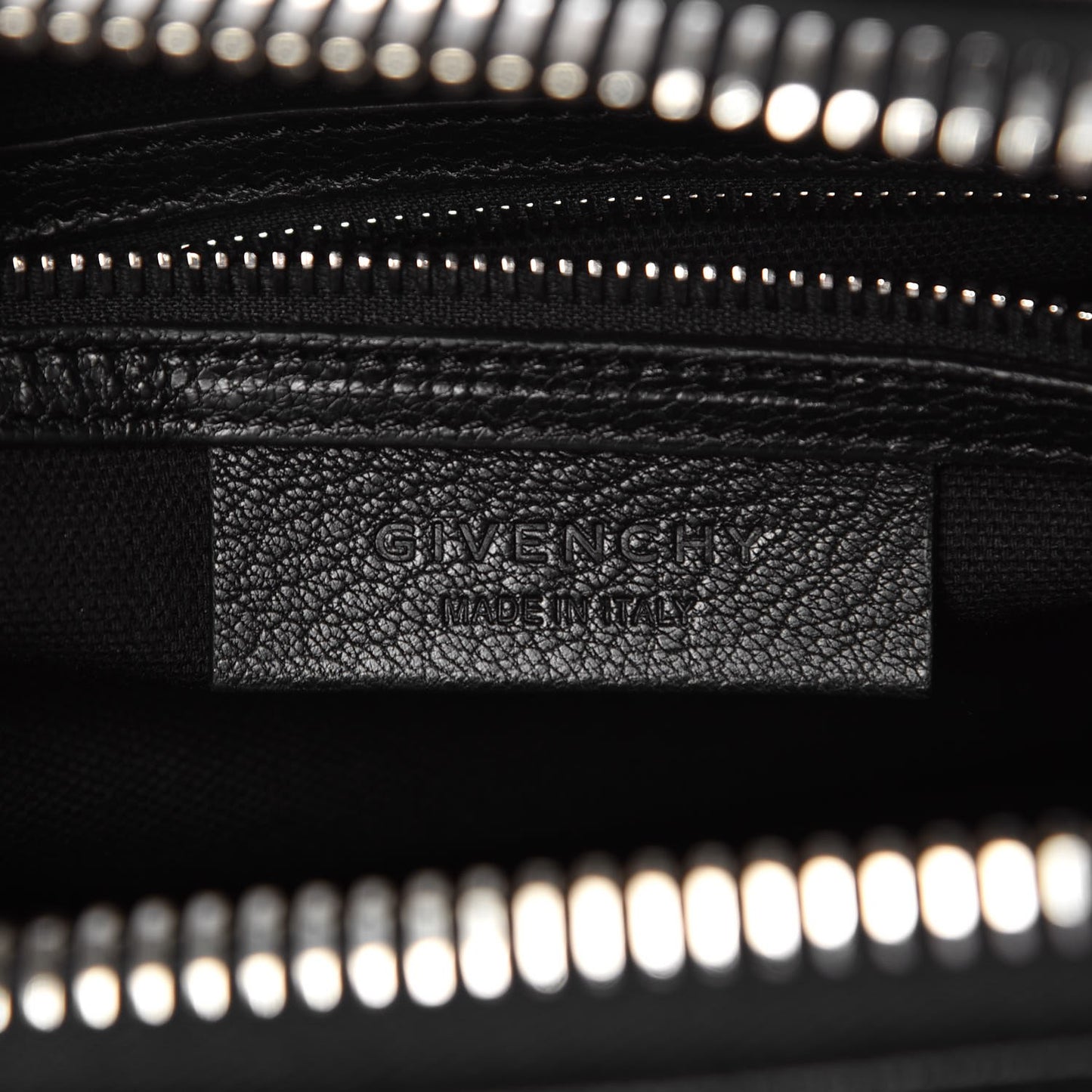 Sugar Goatskin Small Antigona Black