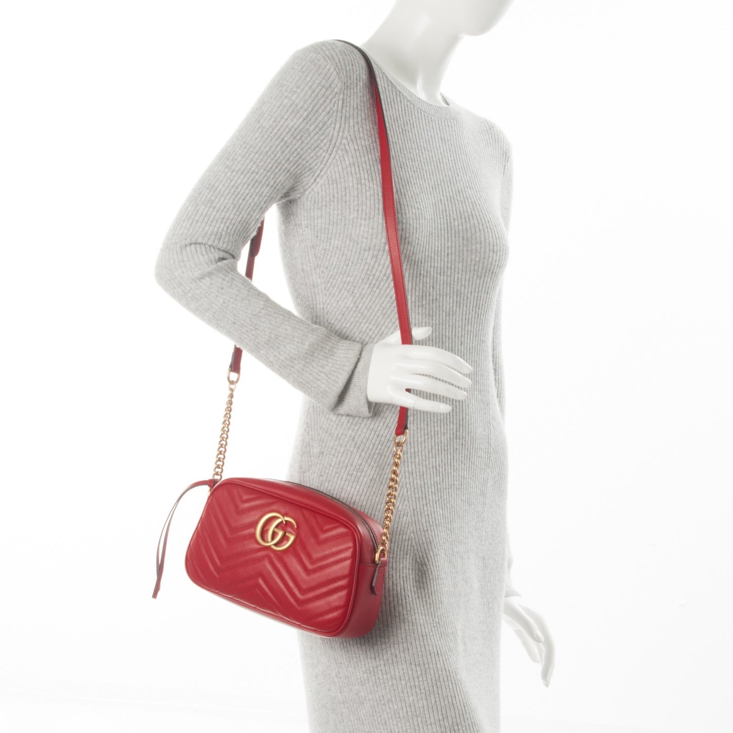 Calfskin Matelasse Small GG Marmont Chain Shoulder Bag Hibiscus Red