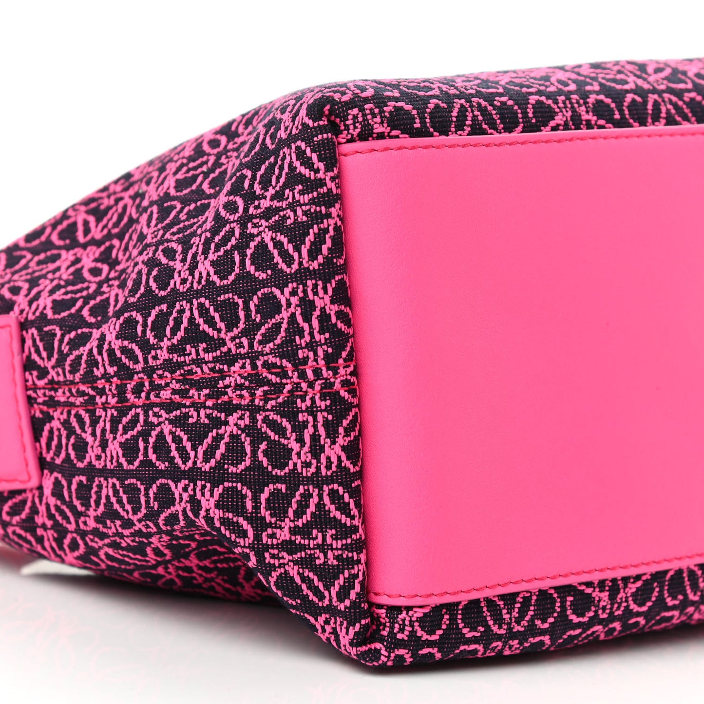 Jacquard Anagram Calfskin Small Cubi Bag Pink