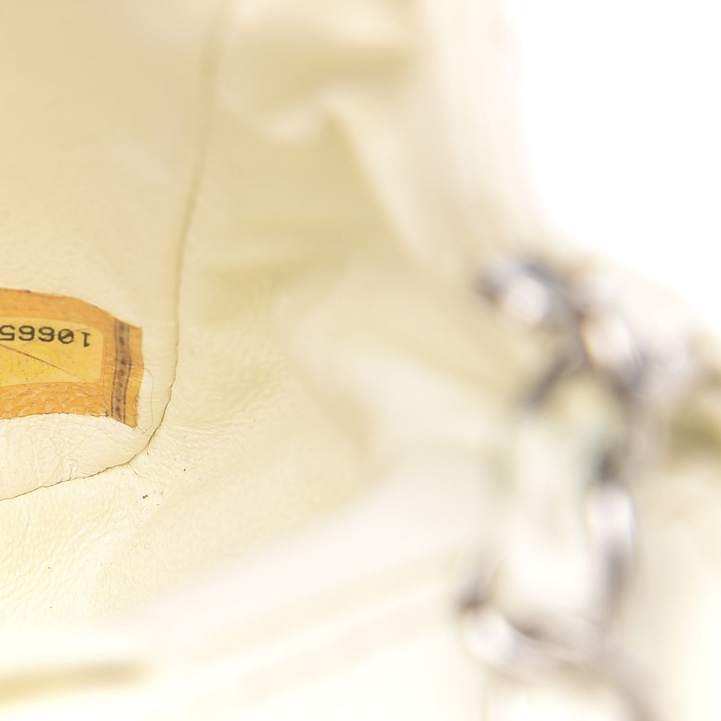 Caviar Quilted East West Flap White