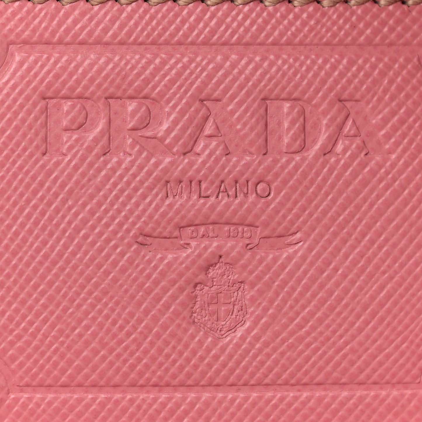Tessuto Nylon Saffiano Pocket Shoulder Bag Fuxia