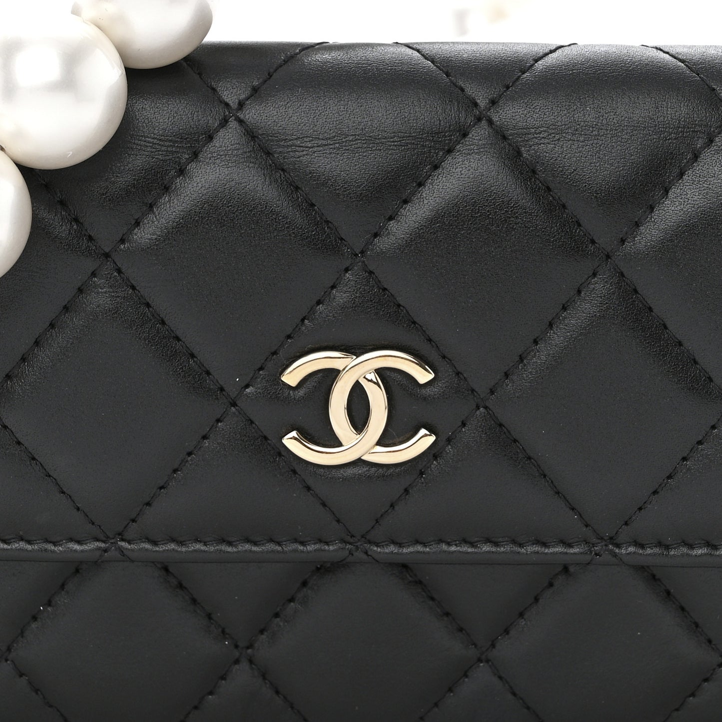 Calfskin Quilted Mini Maxi Pearls Wallet On Chain WOC Black