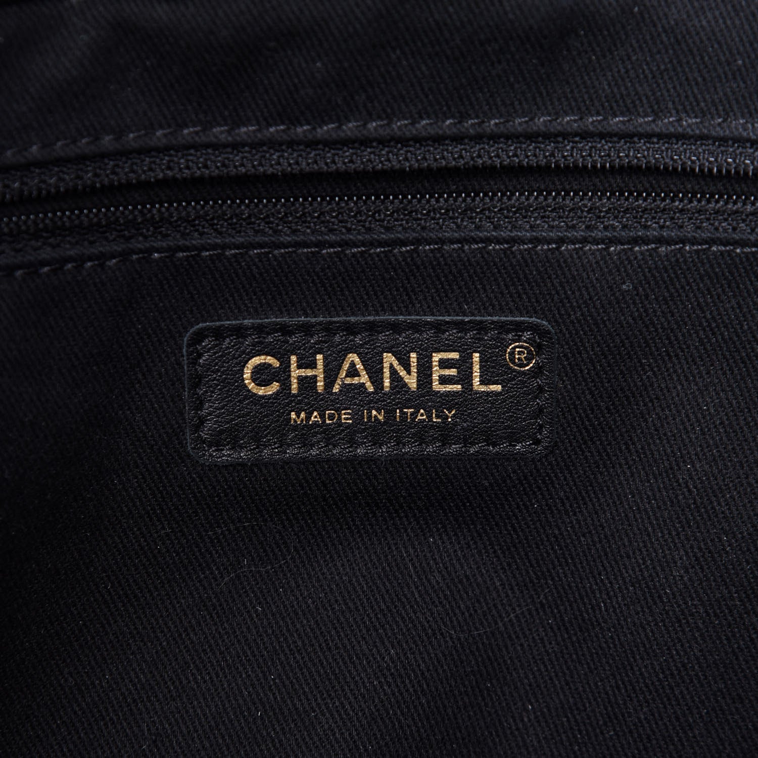 Chanel Wrinkled Lambskin Chevron Quilted Large Surpique Tote Black 5 of 9