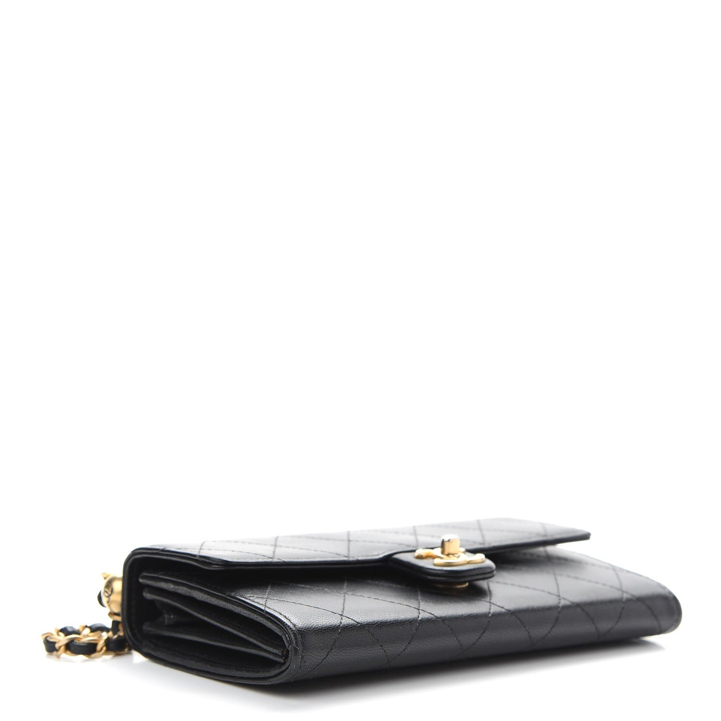 Goatskin Quilted Chic Pearls Clutch With Chain Black