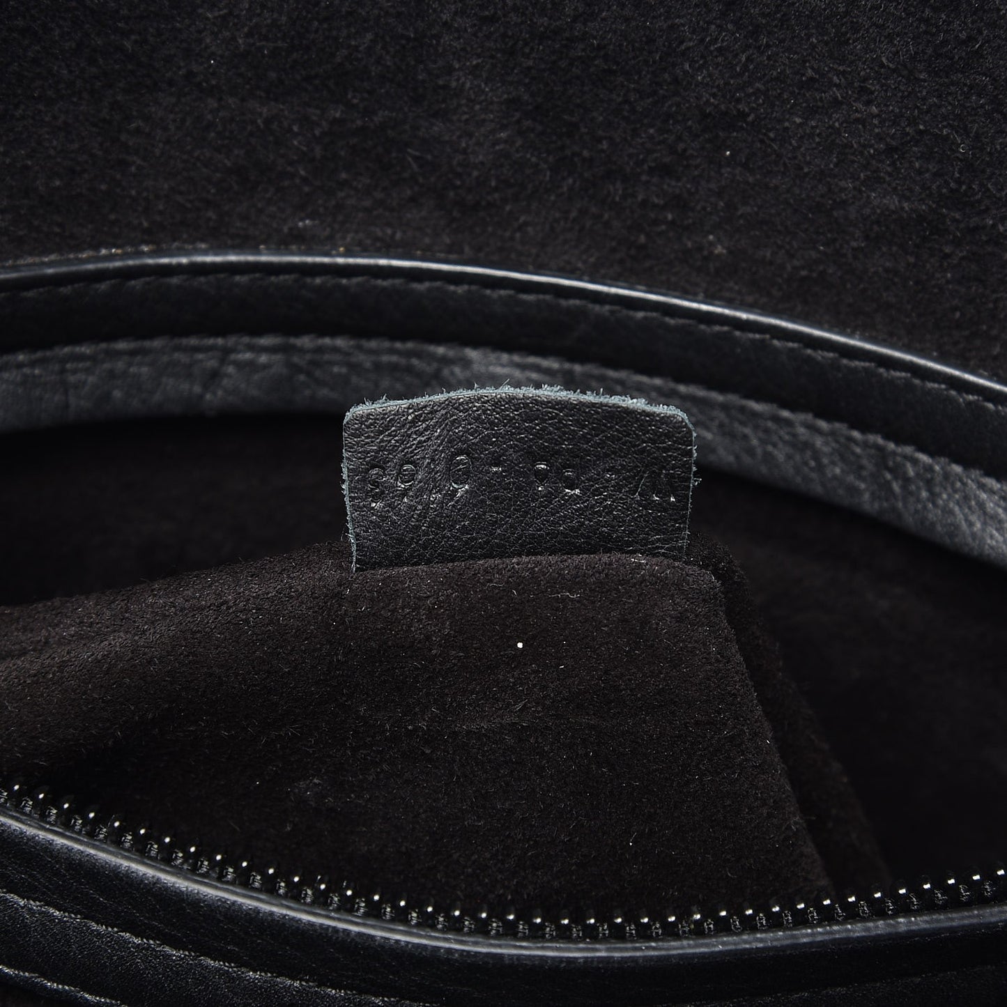 Supple Calfskin Medium Phantom Luggage Black