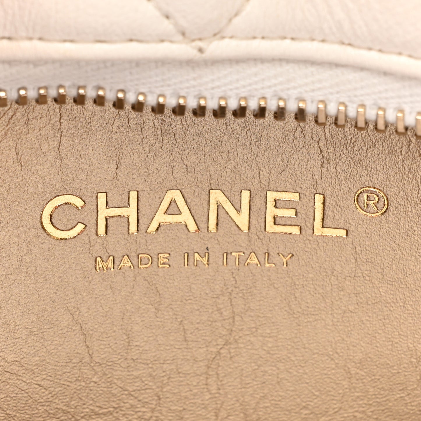 Lambskin Quilted CC Crystal Signature Chain Hobo White