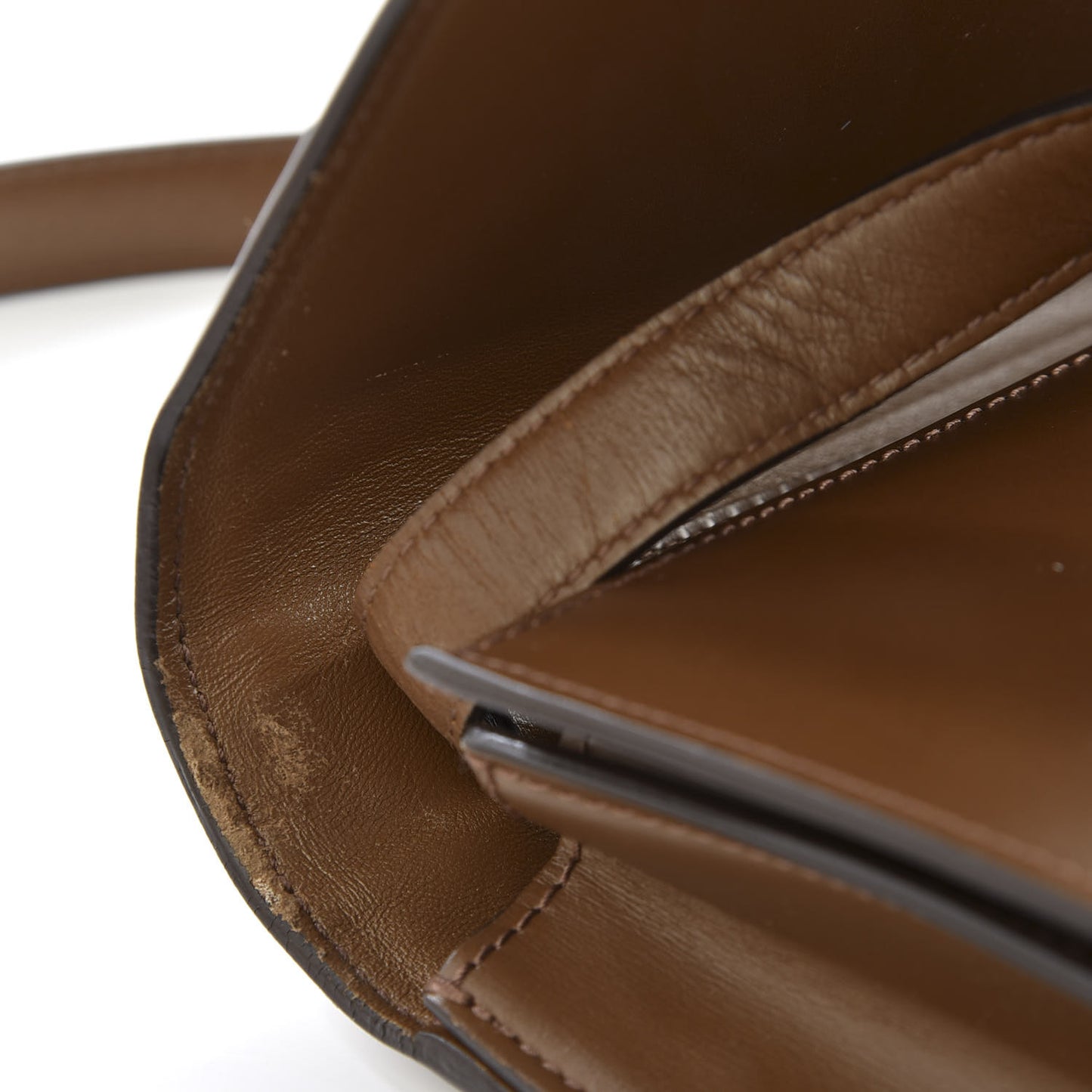 Box Calfskin Medium Classic Box Flap Bag Camel