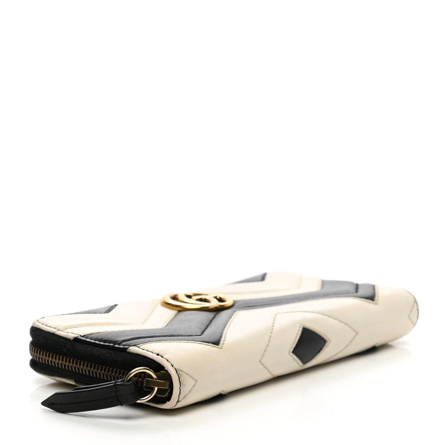Calfskin Matelasse GG Marmont Zip Around Wallet Black White
