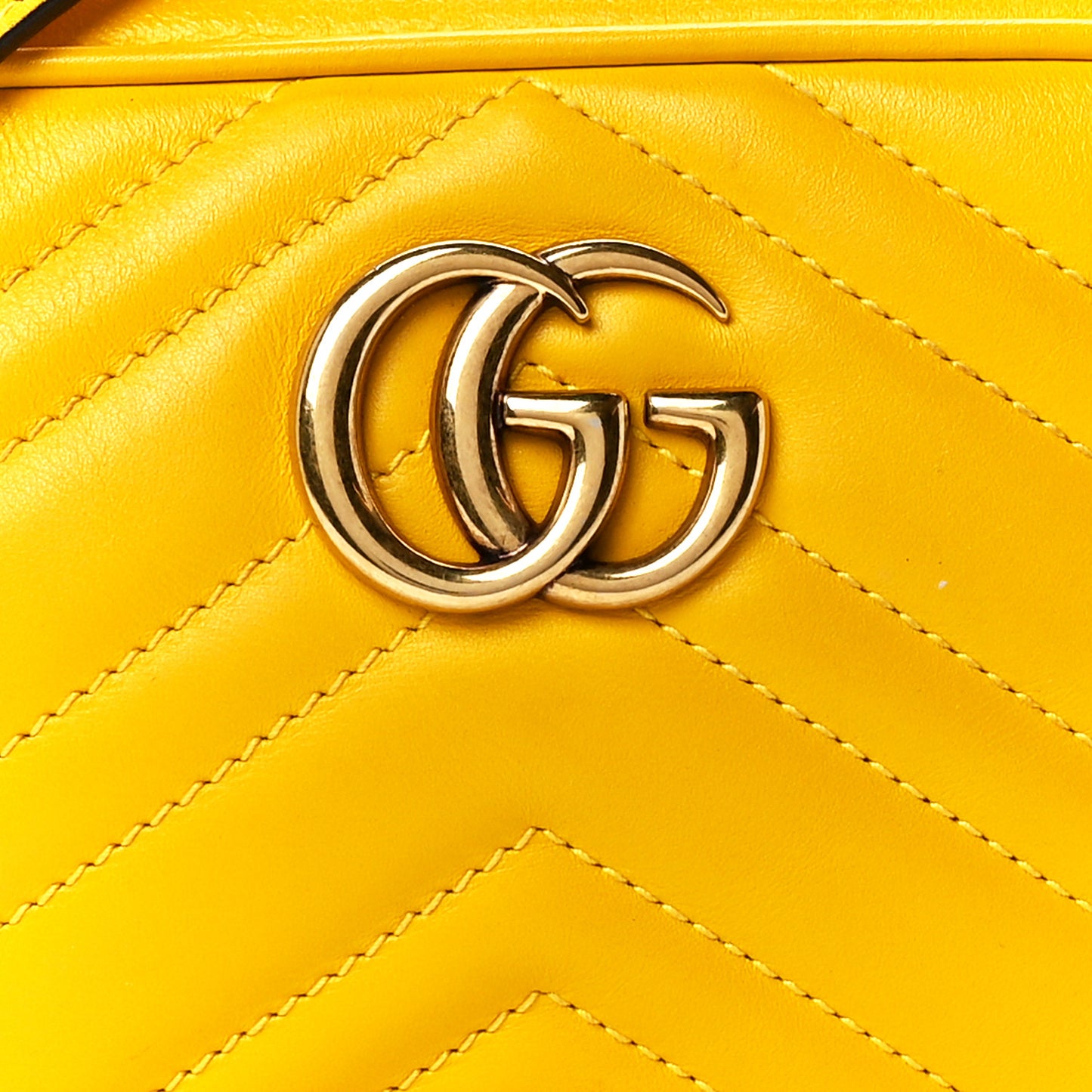 Calfskin Matelasse Mini GG Marmont Chain Shoulder Bag Stone Topaz
