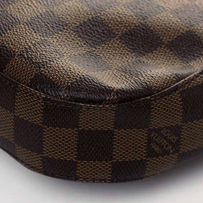 Louis Vuitton Damier Ebene South Bank Besace 13 of 14