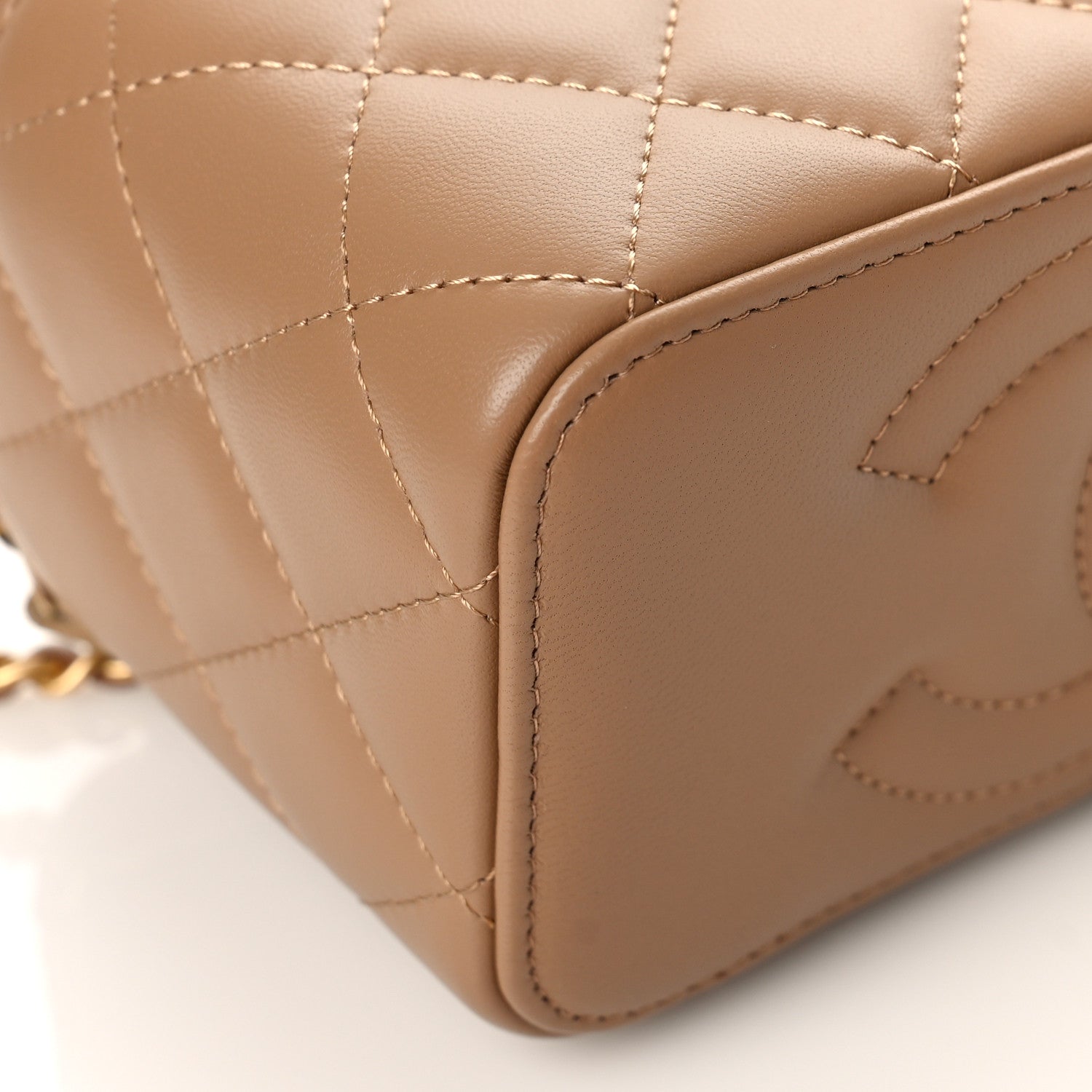 Chanel Lambskin Quilted Pearl Crush Small Vanity Case With Chain Beige 8 of 10