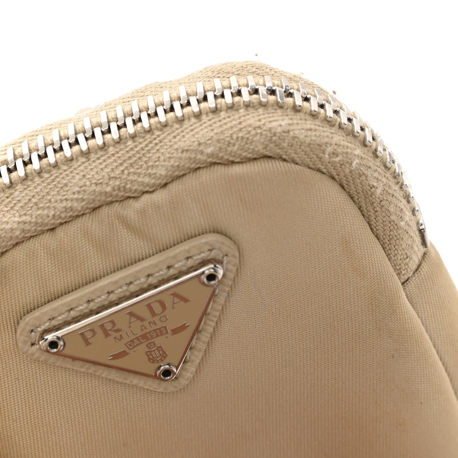Prada Nylon Re-Edition 2005 Shoulder Bag Cammeo 16 of 17