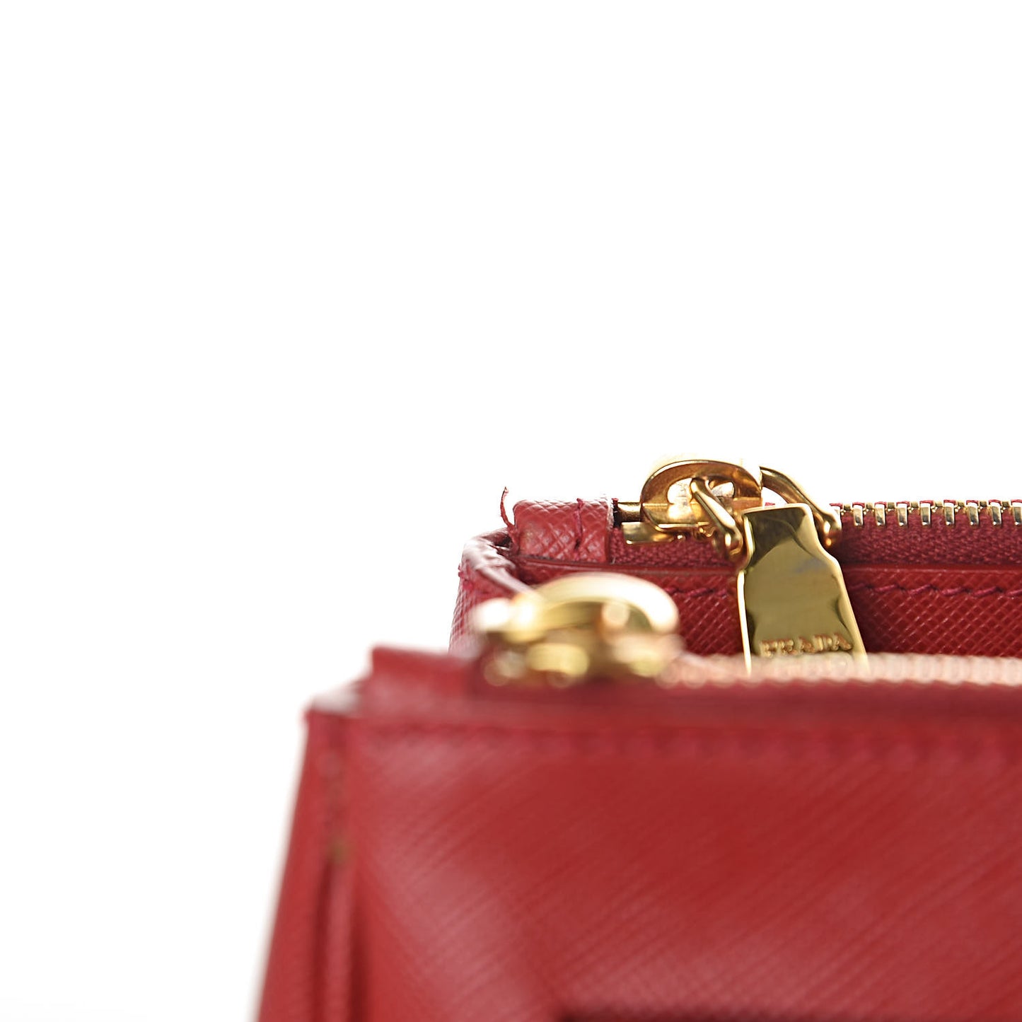 Saffiano Medium Galleria Double Zip Tote Fuoco